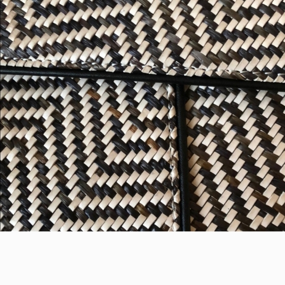 J.McLAUGHLIN Women's Woven Chevron Envelope Flap Crossbody Clutch Chain Bag NEW - Picture 5 of 13